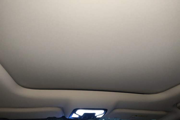 Used CHANGAN CS55 2017 1.5T Automatic Xuan Dong Model Headliner