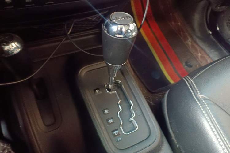 Used Jeep Wrangler 2015 3.0L Sahara Four-Door Comfort Edition
