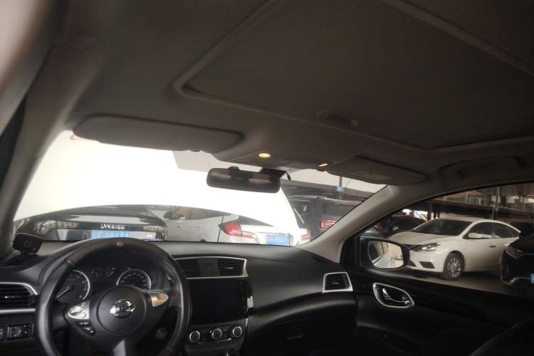 Used Nissan Sylphy 2019 1.6XV CVT Smart Connect Luxury Edition China V Standard Headliner