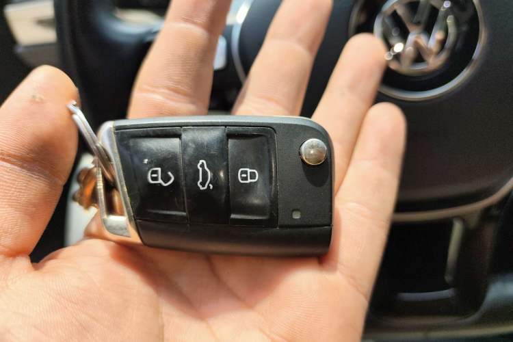 Used Volkswagen Sagitar 2020 200TSI DSG Comfort Version China VI Standard Vehicle Key