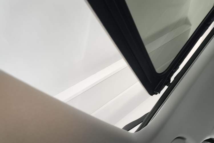 Used Formula Leopard Titanium 3 2025 501 km Range Rear-Wheel Drive Intelligent Driving Pro Version