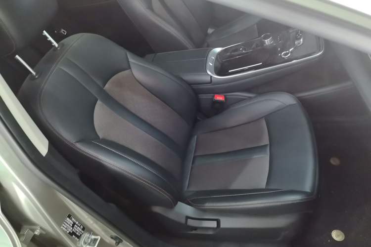 Used AION S 2023 Meizu 580 Lithium Iron Phosphate Right Front Seat