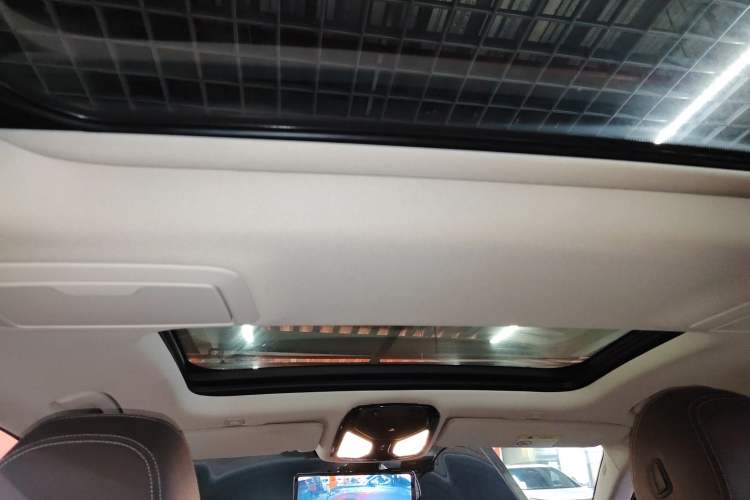 Used BMW 5 Series 2019 Facelifted 530Li Luxury Edition Premium Package
