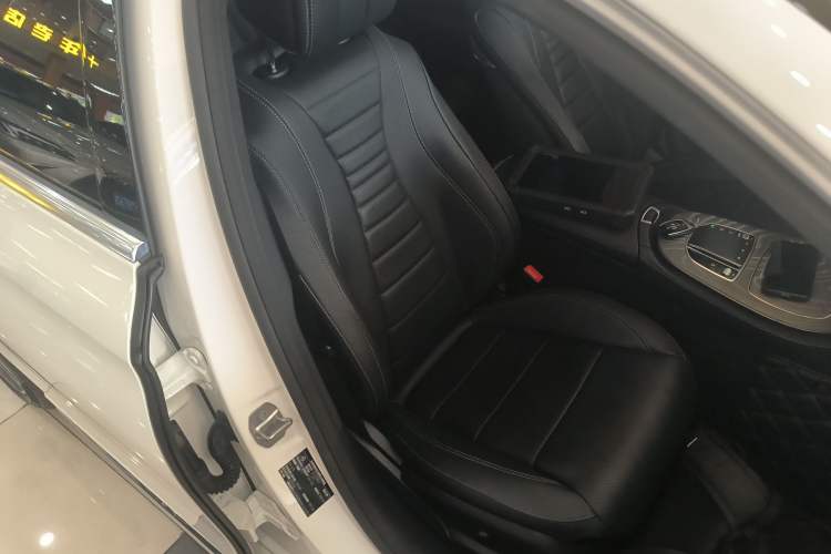 Used Mercedes-Benz E-Class 2021 E 300 L Sporty and Stylish Model
