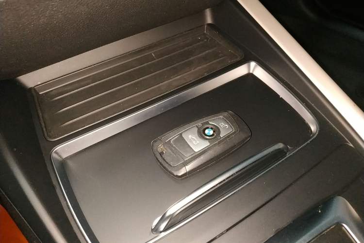 Used BMW 1 Series 2018 118i Leading Model Vehicle Key