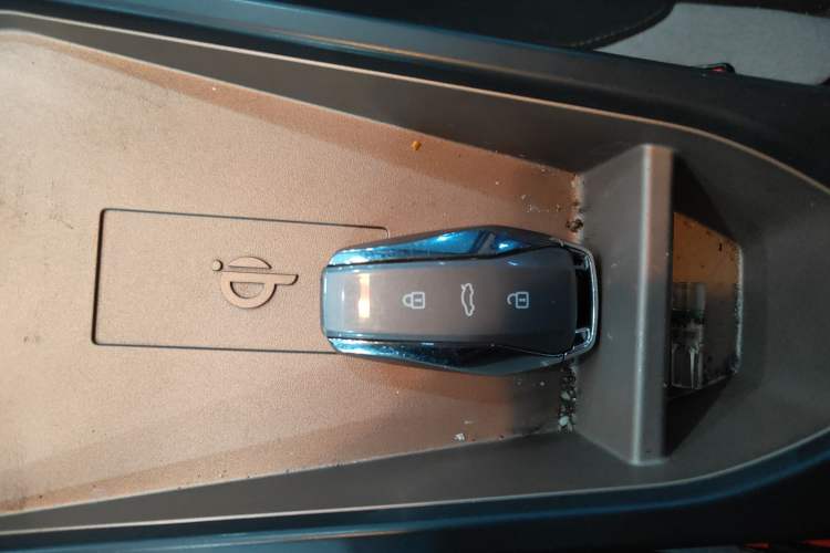 Used JAC Yiwei E10X 2024 Charming Edition 301km Lite Vehicle Key