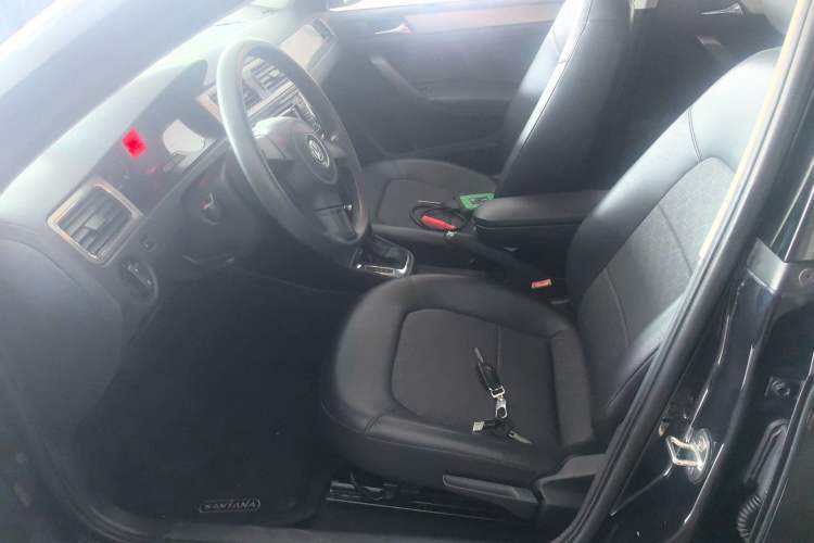 Used Volkswagen Santana 2015 1.6L Automatic Comfort Edition
