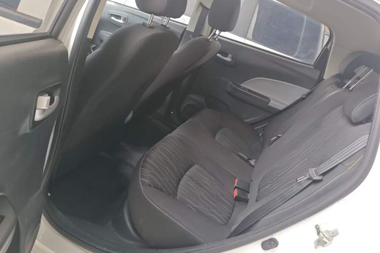 Used CHANGAN Benni E-Star 2021 National Edition Xin Yue Version Lithium Iron Phosphate (31.86 kWh) Left Rear Seat