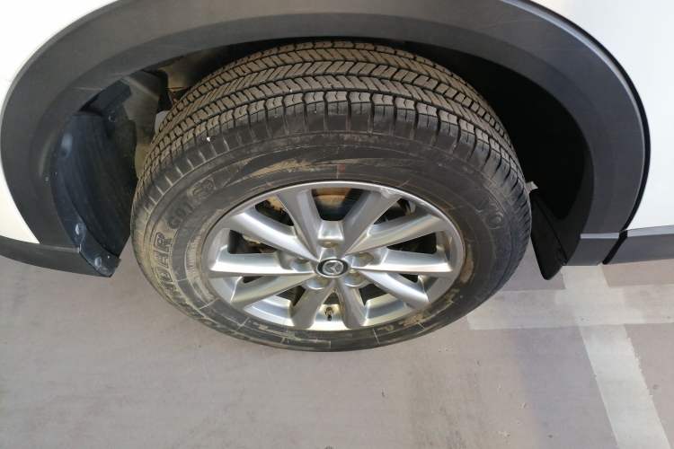 Used Mazda CX-5 2022 2.0L Automatic Two-Wheel Drive Zhiya Version Right Rear Wheel Hub