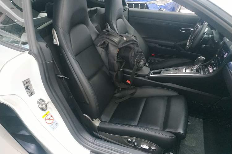 Used Porsche 718 2020 Cayman 2.0T Right Front Seat