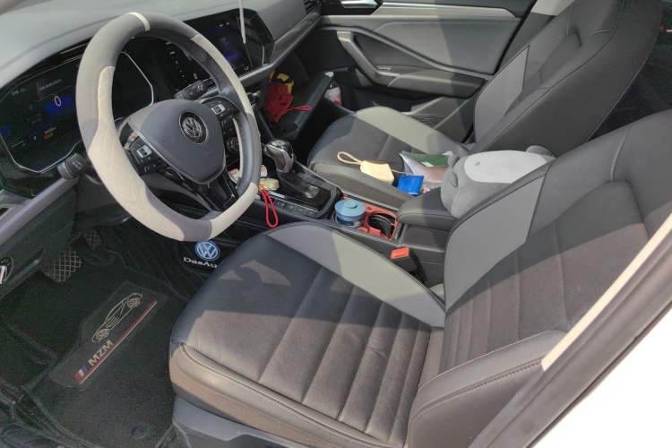 Used Volkswagen Sagitar 2021 200TSI DSG Comfort Connect Edition Left Front Seat