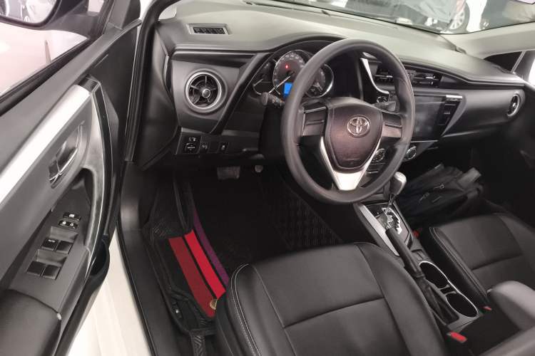Used Toyota Corolla 2017 Revised Version 1.2T S-CVT GL Driver Seat