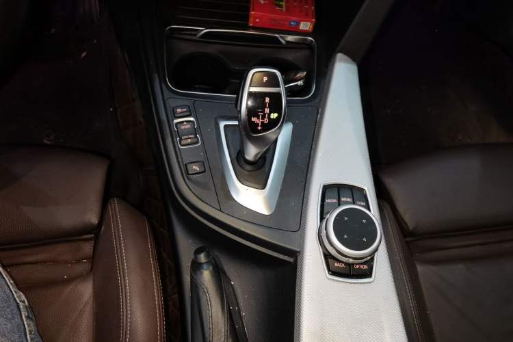 Used BMW 3 Series 2019 320i M Sport Package
