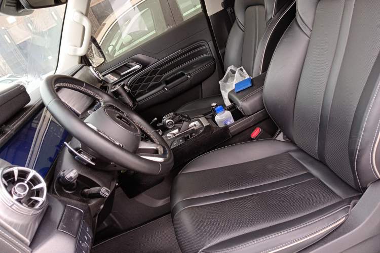 Used Tank 300 2021 City Edition 2.0T—Truly Stylish
