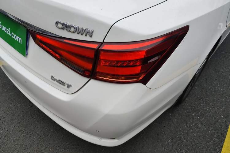 Used Toyota Crown 2017 2.0T Sport Edition Exterior 3