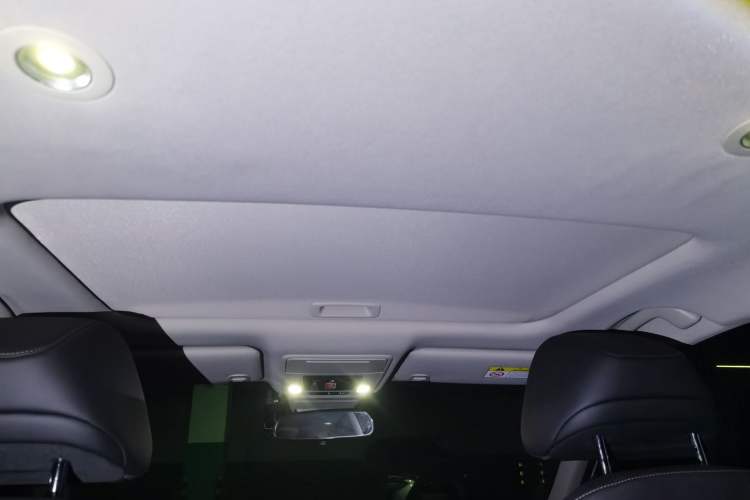 Used Honda Accord 2023 260TURBO Smart Enjoyment Version Headliner