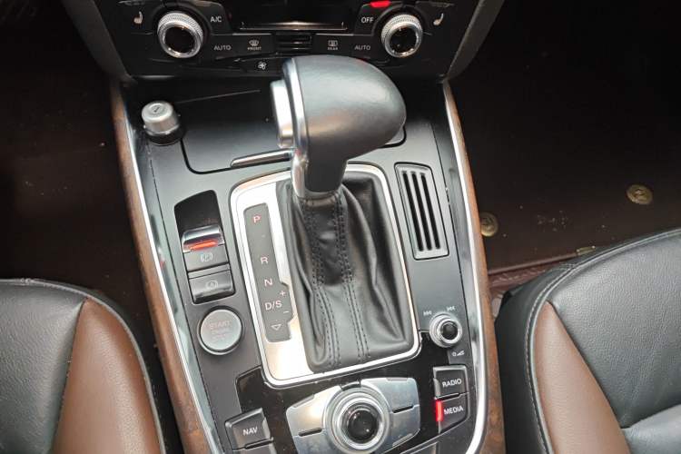 Used Audi Q5 2017 40 TFSI Comfort Model
