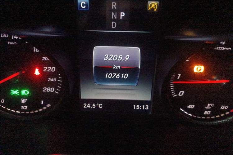 Used Mercedes-Benz GLC 2017 GLC 260 4MATIC Luxury Model