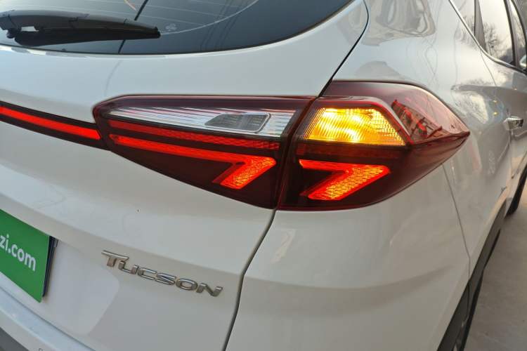 Used Hyundai Tucson 2020 280TGDi Two-Wheel-Drive GLS Fashion Edition China VI Standard
