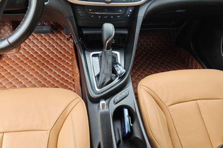 Used Buick Excelle GX 2018 18T Automatic Flagship Model