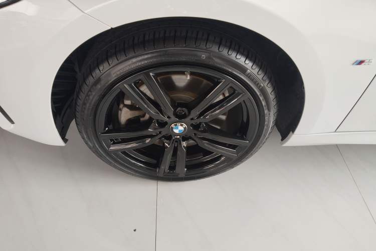 Used BMW 1 Series 2021 Restyled 125i M Sport Night Edition Left Front Wheel Hub