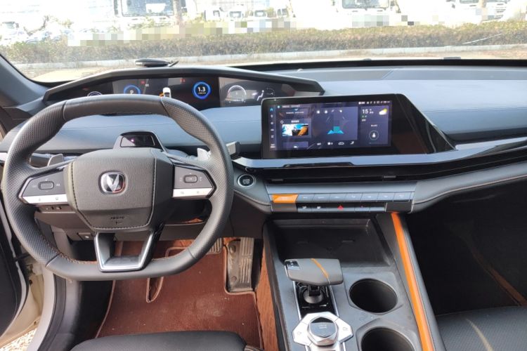 Used CHANGAN UNI-V 2022 1.5T Prestige Version