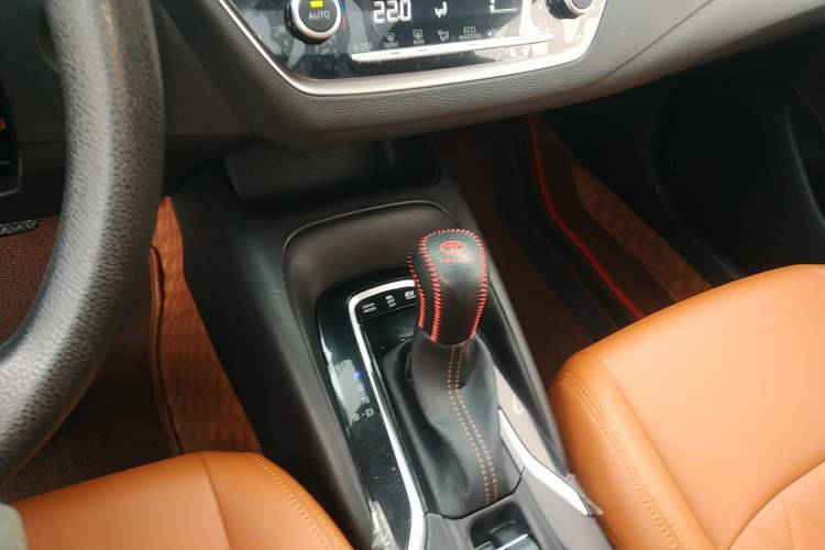 Used Toyota Levin 2023 Smart Electric Hybrid Dual-Engine 1.8L Luxury Edition