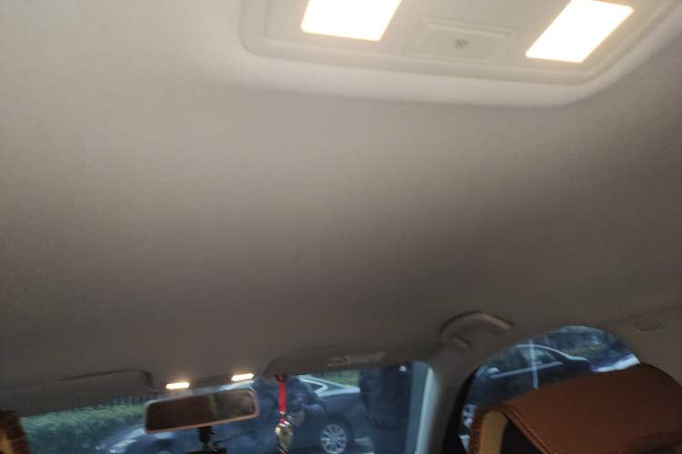 Used Volkswagen Bora 2016 1.6L Automatic Fashion Model
