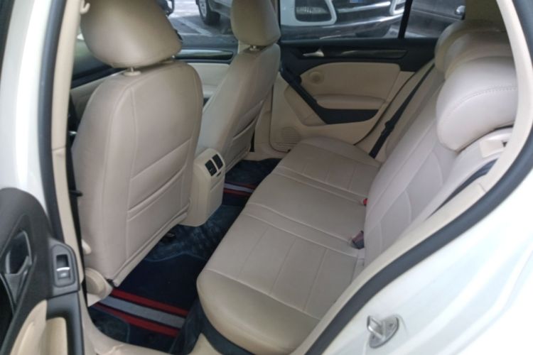 Used Volkswagen Golf 2012 1.4 TSI Automatic Comfort Edition Left Rear Seat