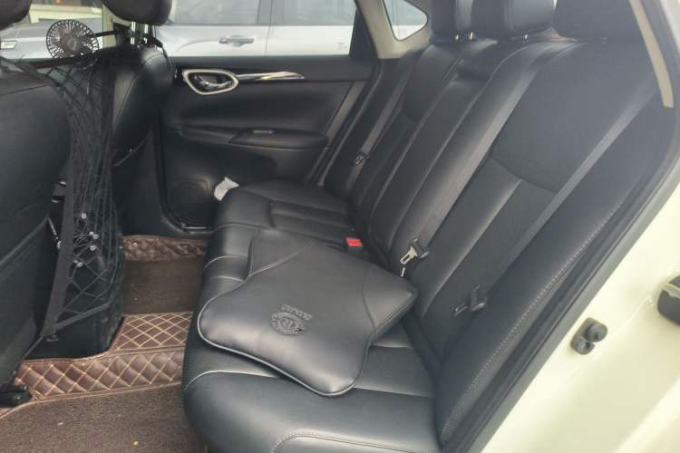 Used Nissan Sylphy 2018 1.6XV CVT Deluxe Edition Left Rear Seat