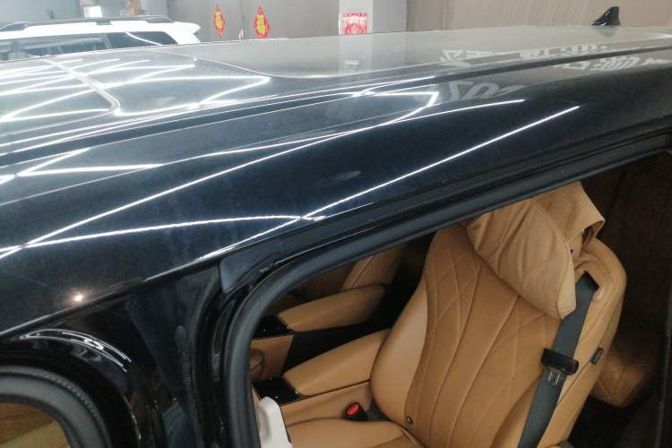 Used Denza D9 2022 EV 600 Four-Wheel Drive Prestige Model
