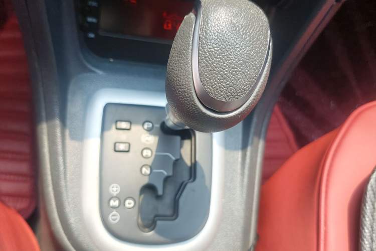 Used Peugeot 308 2014 Enjoy Edition Classic 1.6L Automatic Premium Model Gear Lever