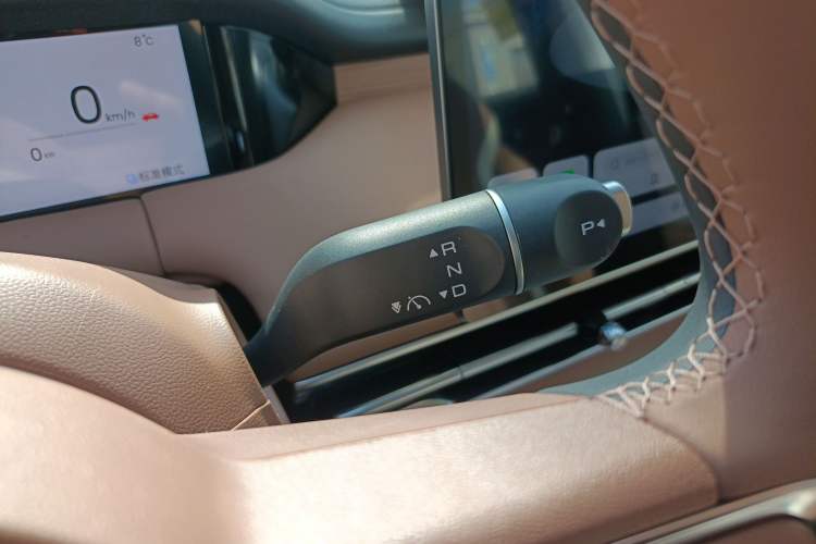 Used Wuling Bingo S 2025 Model 325km Deluxe Edition