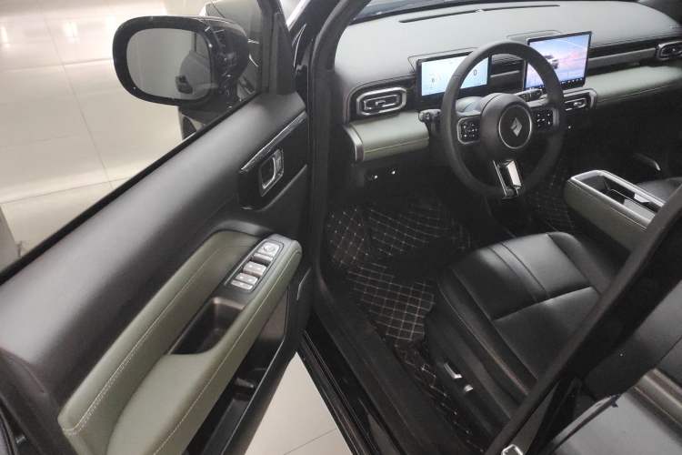 Used Baojun Spark EUV 2025 Flagship Edition 5 Seats
