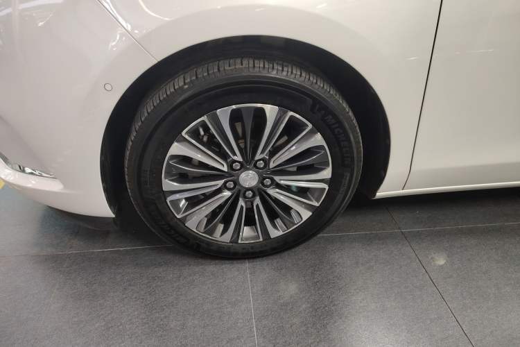 Used Buick GL8 2021 ES Landtrek 653T Luxury Model