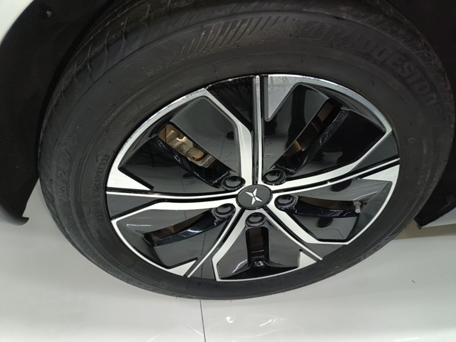 XPeng P5 2022 550E — снимка 11