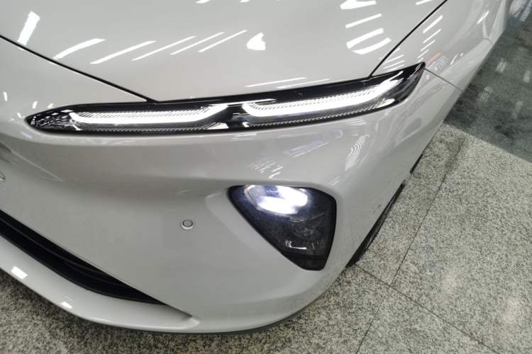 Used Nio ET7 2024 75 kWh Executive Edition Left Front Headlight