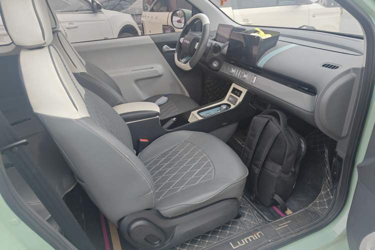 Used CHANGAN NEVO Lumin 2022 155 km – Refreshingly Sweet Edition
