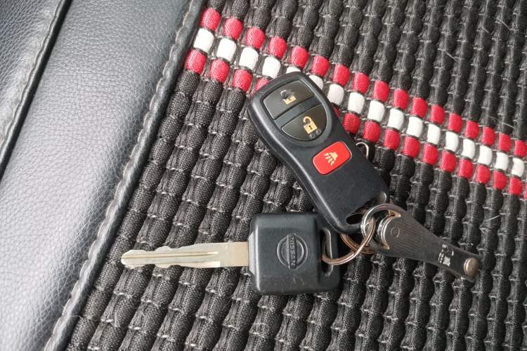 Used Nissan Livina 2013 1.6XL Manual Luxury Edition
