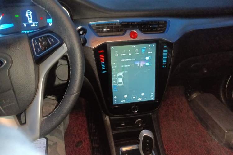 Used JAC Group iEVA50 2018 Luxury Smart Edition
