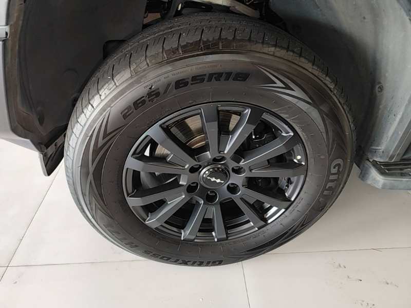 Used Formula Leopard 5 2023 Navigator Edition — 22