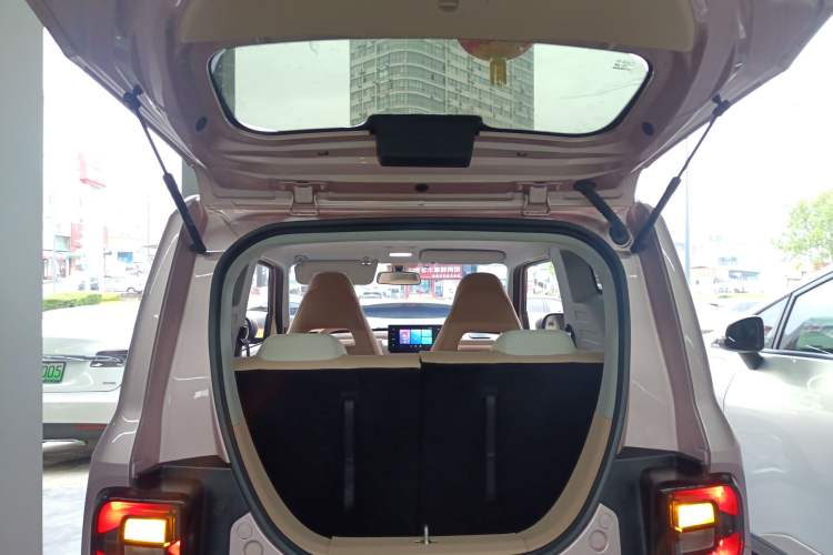 Used Geely Galaxy Panda 2023 Panda Mini 200km Endurance Bear