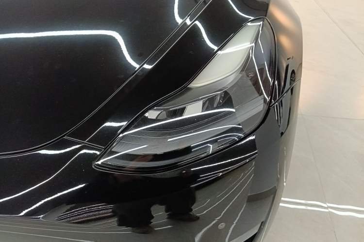 Used Tesla Model Y 2021 Standard Range Rear-Wheel Drive Version Left Front Headlight