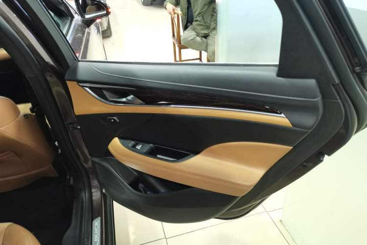 Used Buick LaCrosse 2016 28T Premium Edition