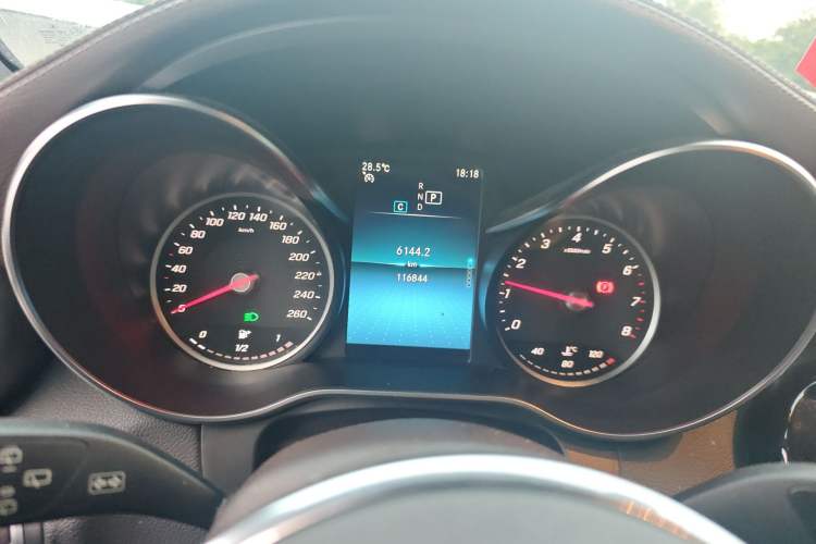 Used Mercedes-Benz GLC 2020 GLC 260 L 4MATIC Dynamic Model Instrument Cluster