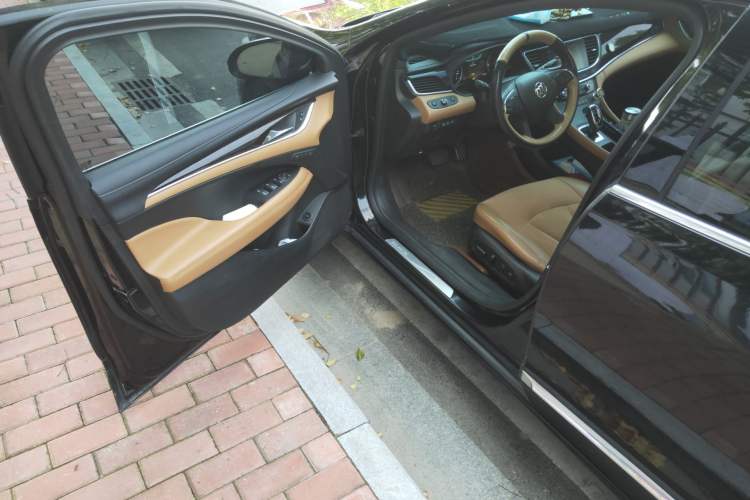 Used Buick LaCrosse 2016 20T Luxury Model
