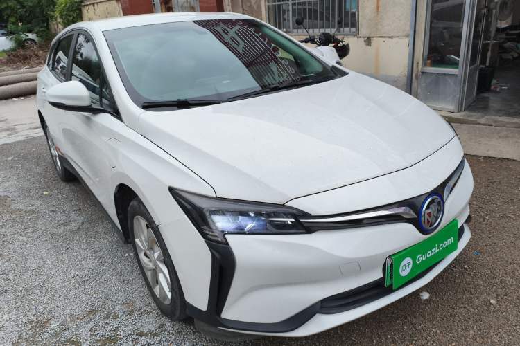 Used Buick Velite 6 2023 430km Range Commuter Version
