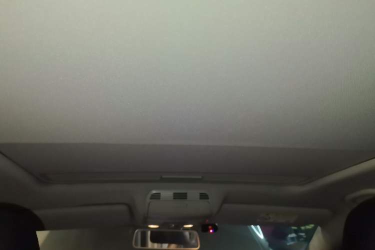 Used Volkswagen Magotan 2016 1.8TSI Smart Enjoyment Leading Model Headliner