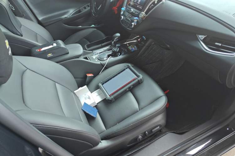 Used Chevrolet Malibu XL 2022 535T Automatic Sport Edition Right Front Seat