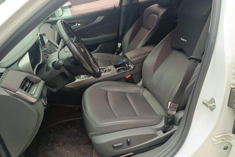 Used Chevrolet Malibu 2017 1.5T Automatic Luxury Edition Left Front Seat